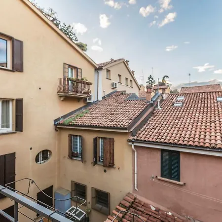 Appartement Casa Tullini || The Place *